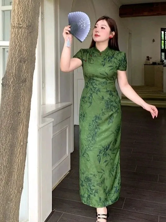 Elegant Cheongsam Dress, Spring's Lush 绿华 (Preorder)