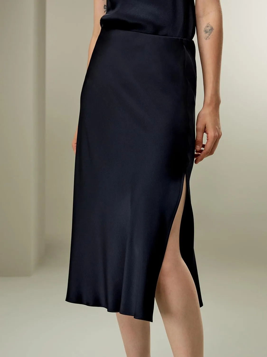 LilySilk Silk Midi Skirt Bias-Cut 32Momme Double-Faced 100% Silk Charmeuse Side Slit Hem Waistband
